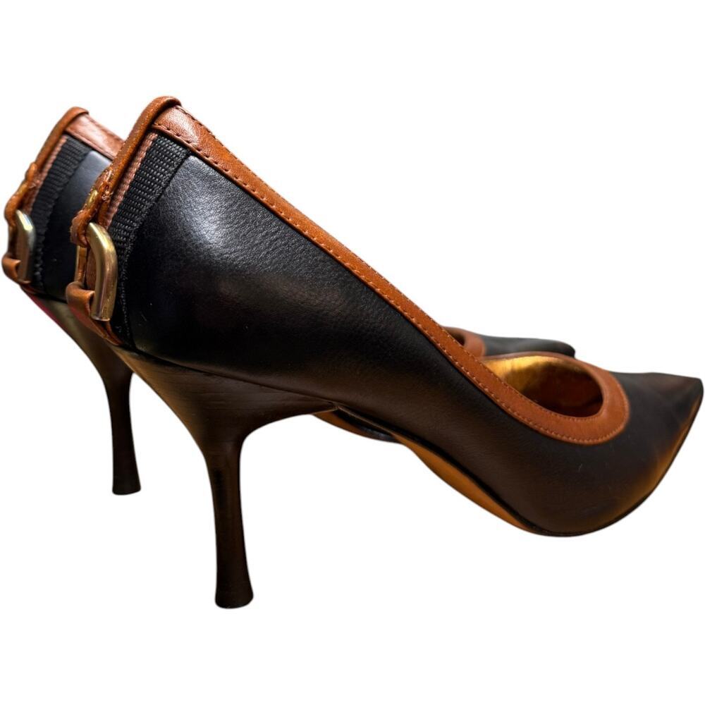 CIRCA JOAN & DAVID Women's 9.5 Black Tan Trim Leather Heels Horse Buckle Pumps